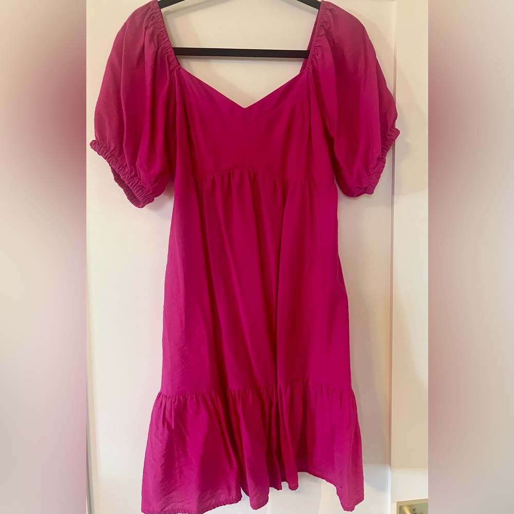 Nine West Fuchsia Puff-Sleeve Tiered Dress